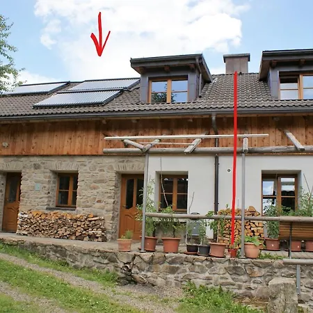 Rustikale Und Grosszuegige Ferienwohnung Kasperske Hory Exterior photo
