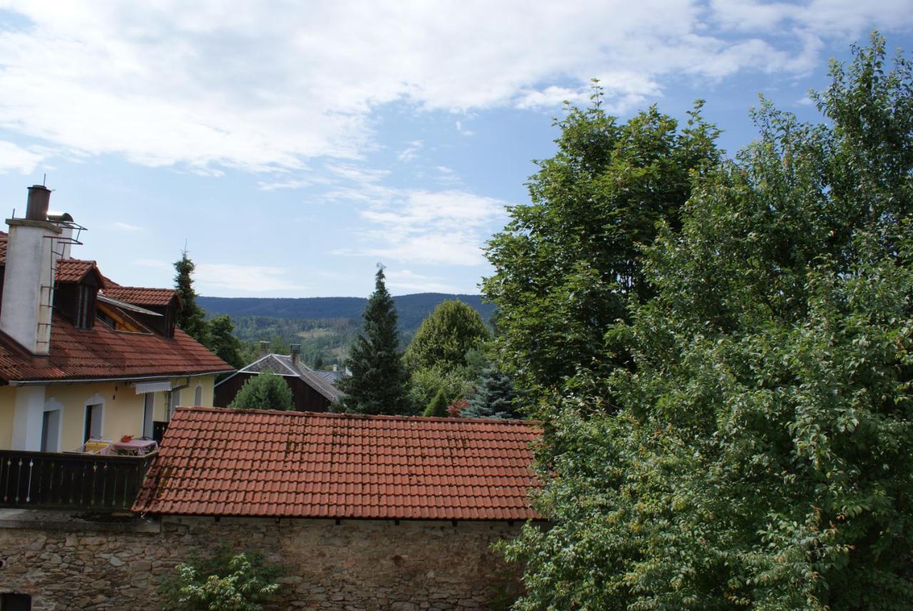 Rustikale Und Grosszuegige Apartment